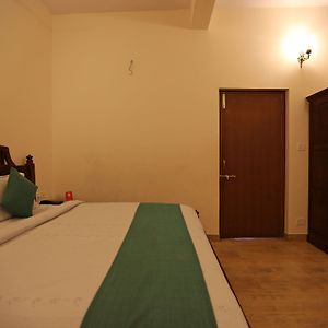 Oyo 6549 Hotel Gorbandh